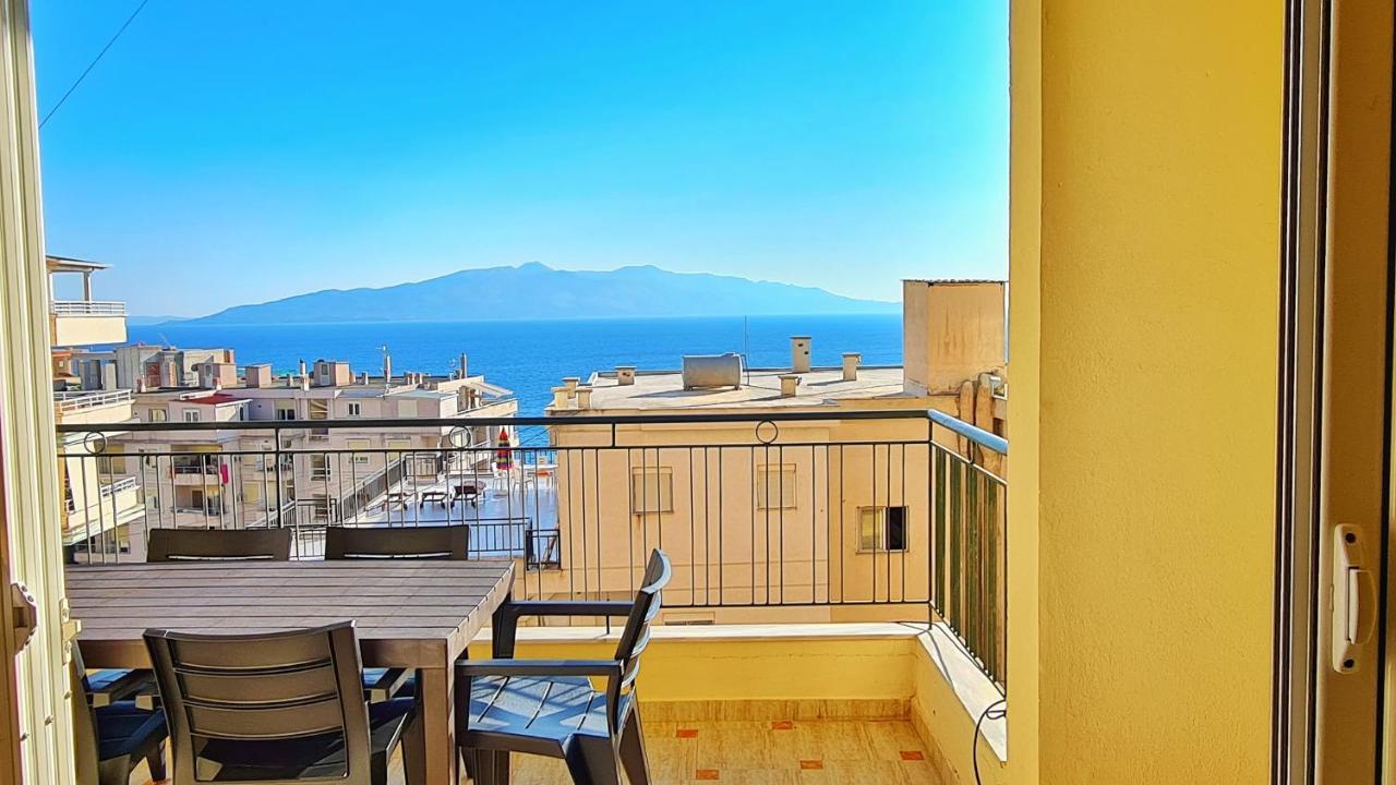 Colorful Sea View Apartment Sarande Exterior photo