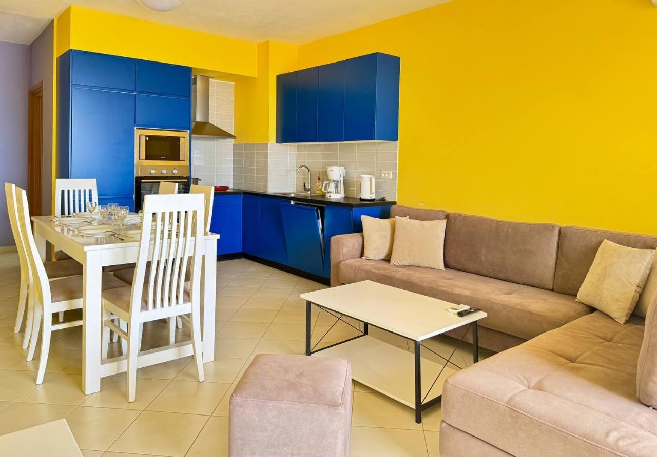 Colorful Sea View Apartment Sarande Exterior photo